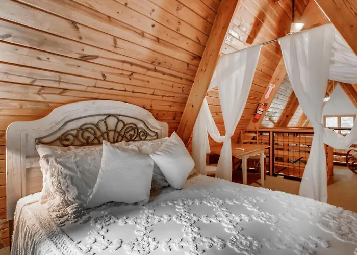 Rolling Waters Chalet